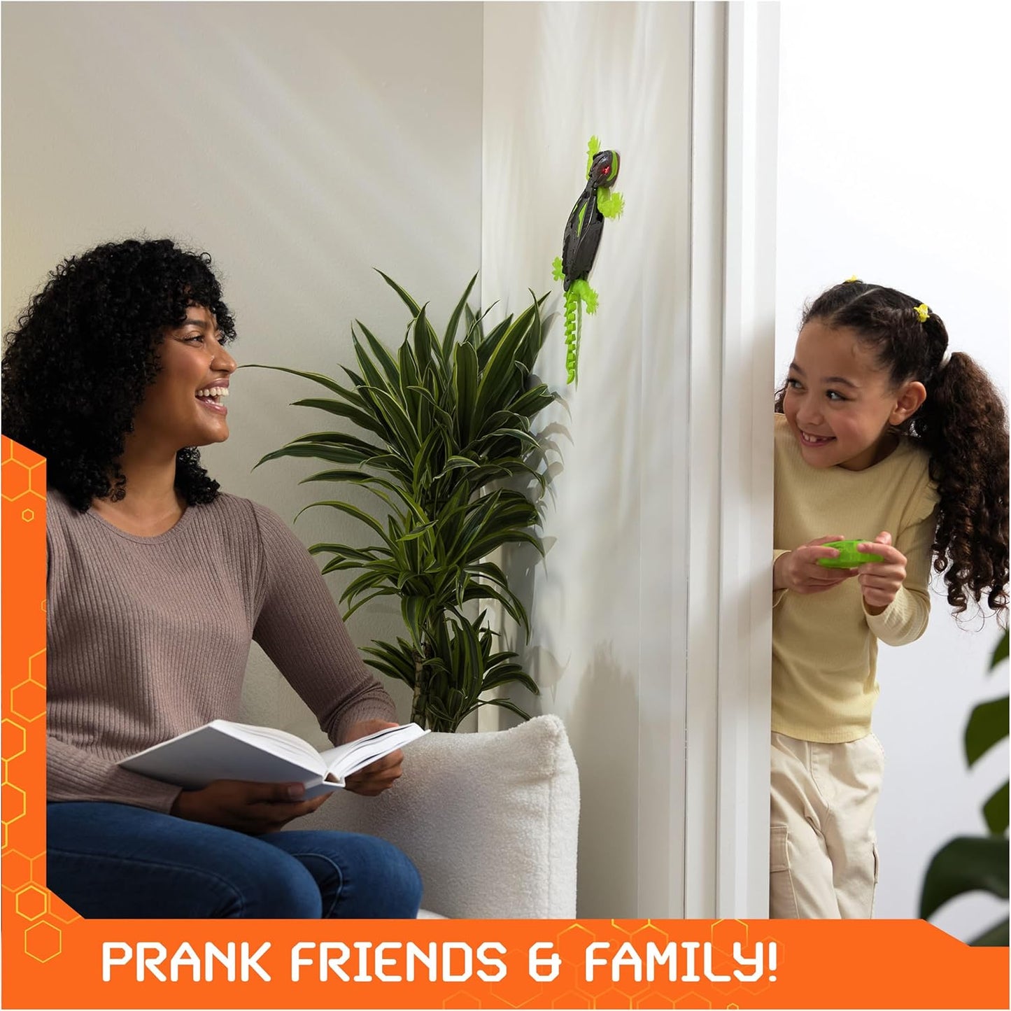 Wall-Crawling Remote Control Gecko Toy